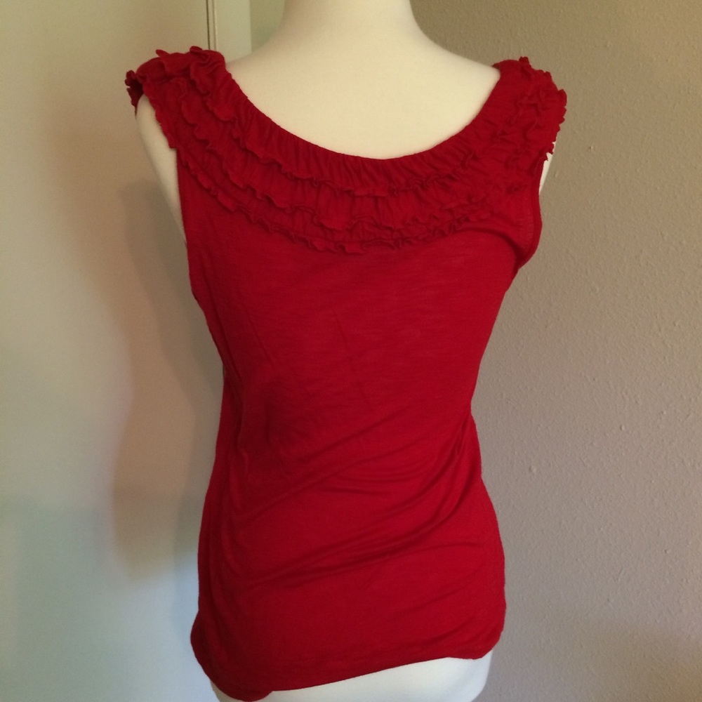 NY&Co red ruffle tank, M-L